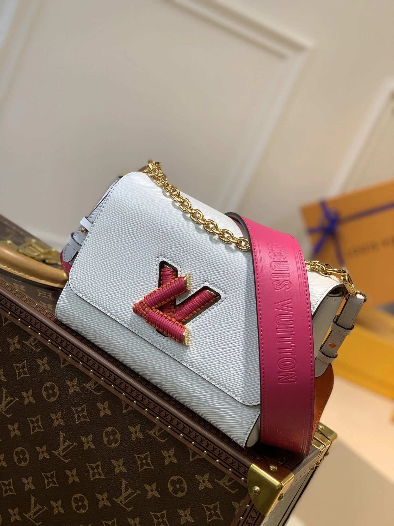 LV Twist P1 I77