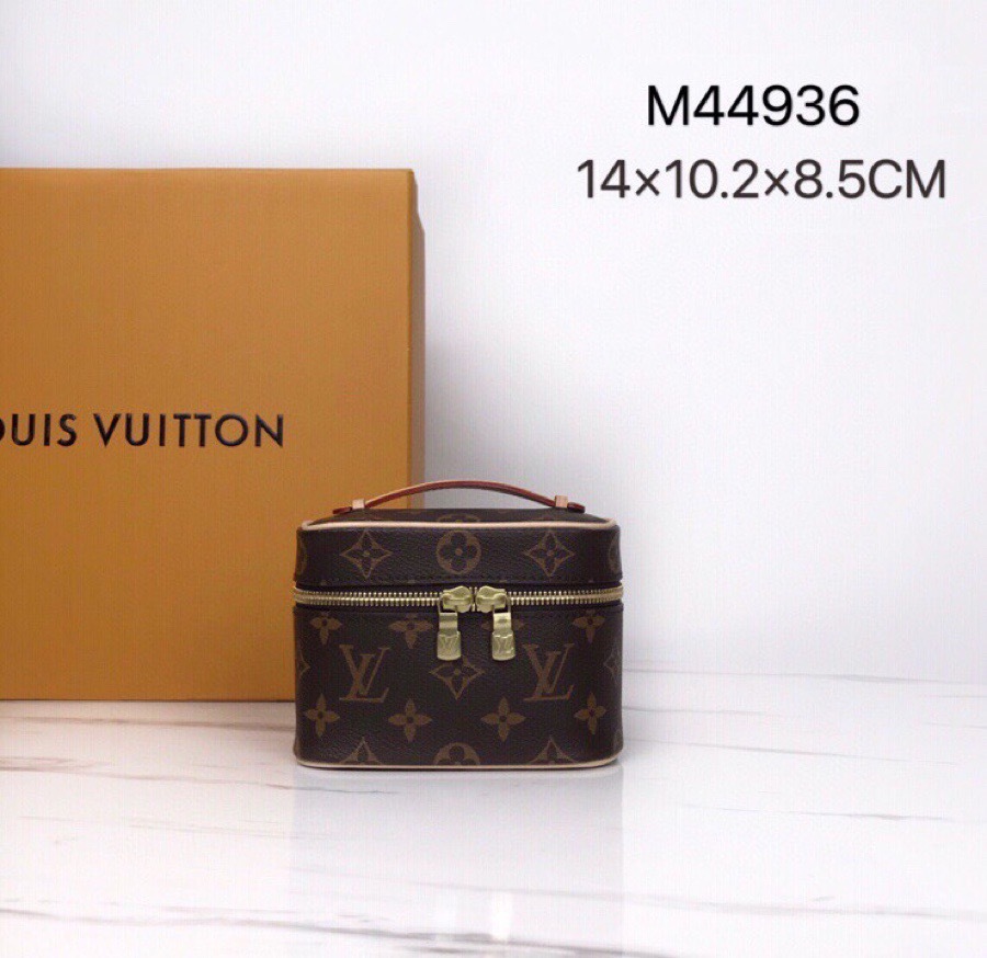 LV VanityPouch P1 I97