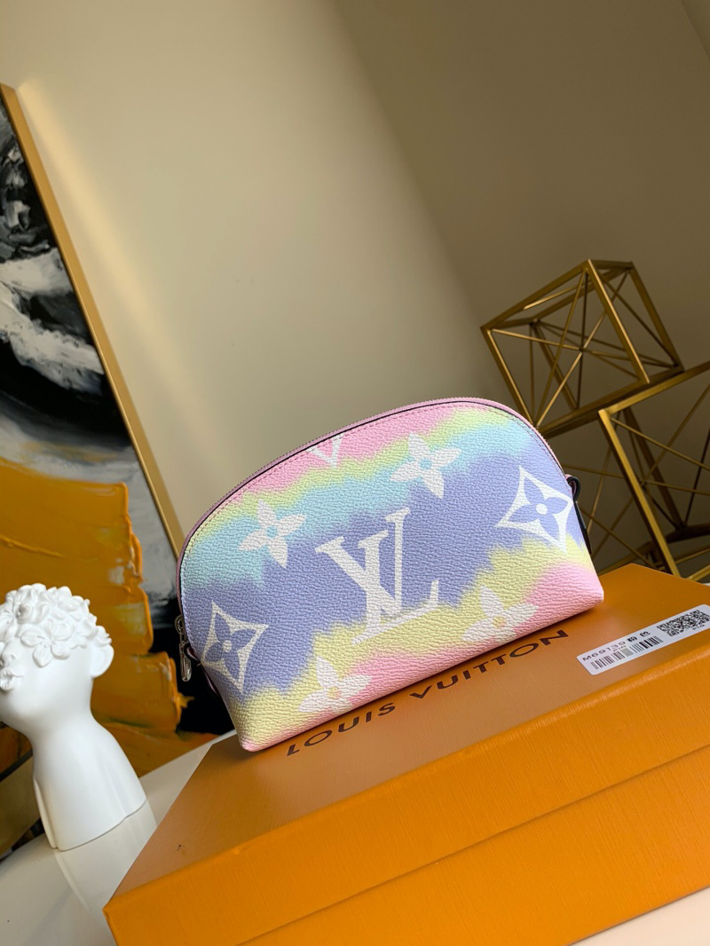 LV VanityPouch P1 I99