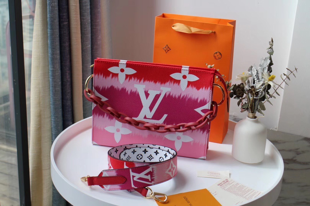 LV VanityPouch P2 I6