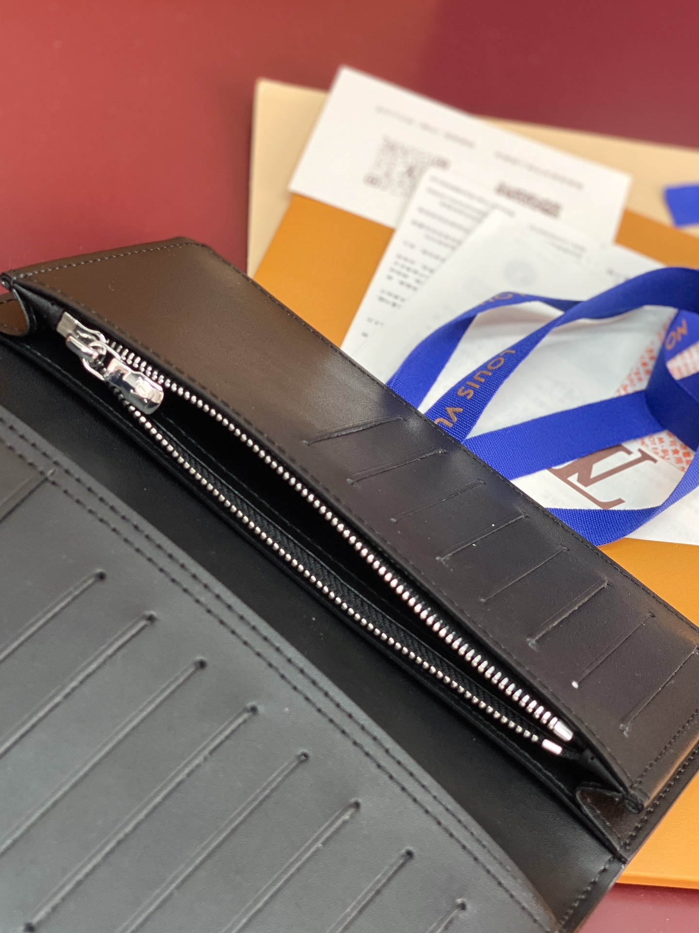 LV Wallet P1 I104