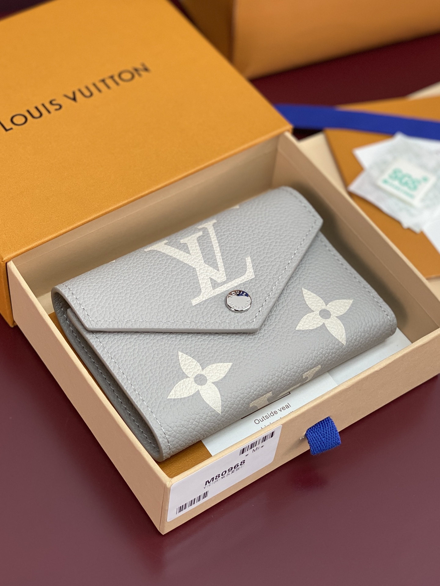 LV Wallet P1 I19