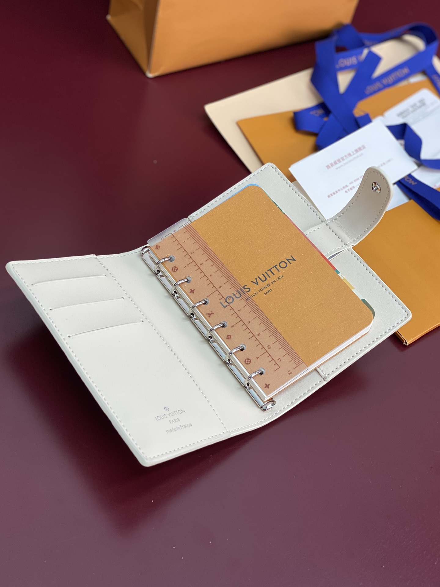 LV Wallet P1 I22