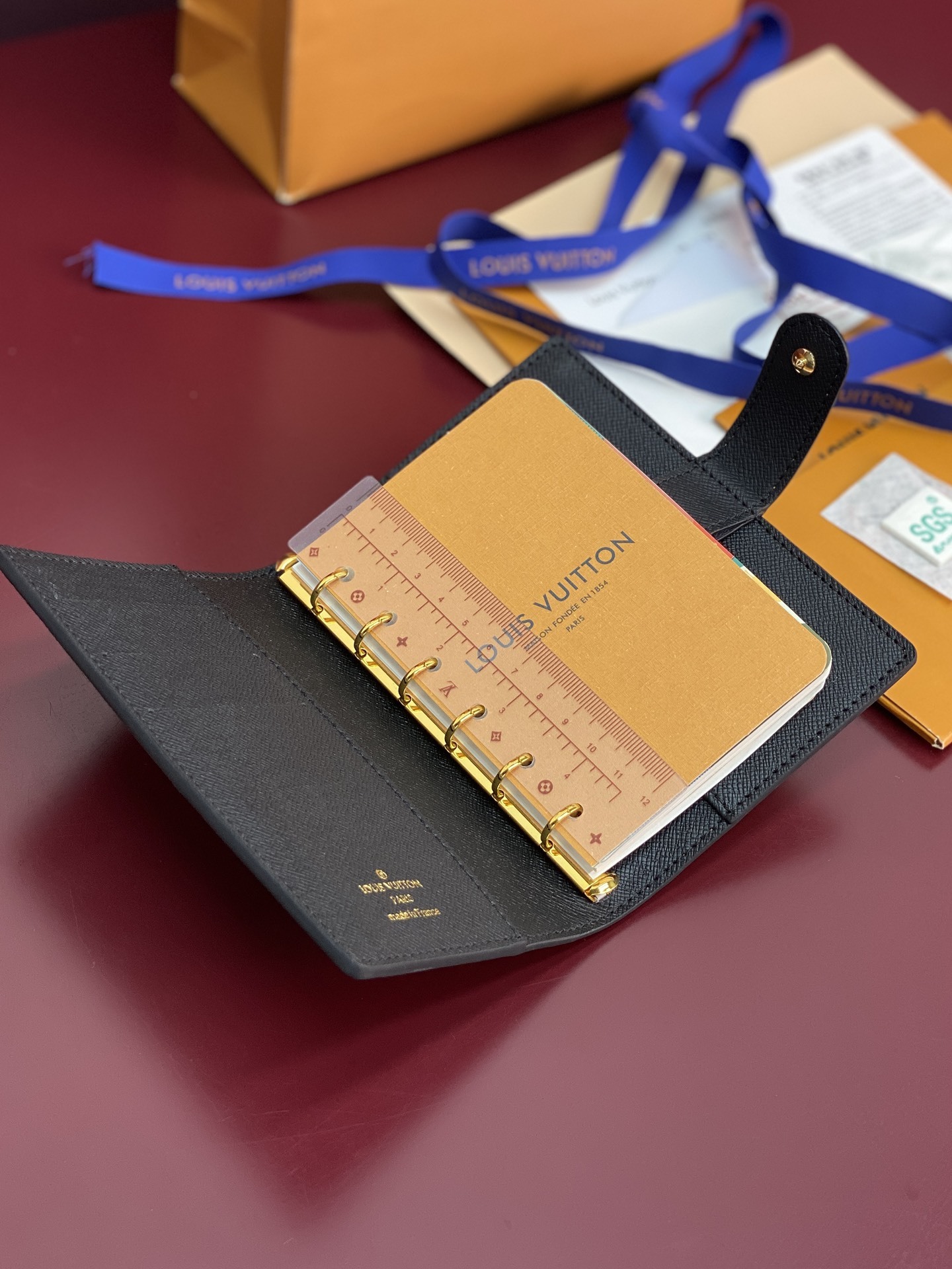 LV Wallet P1 I28