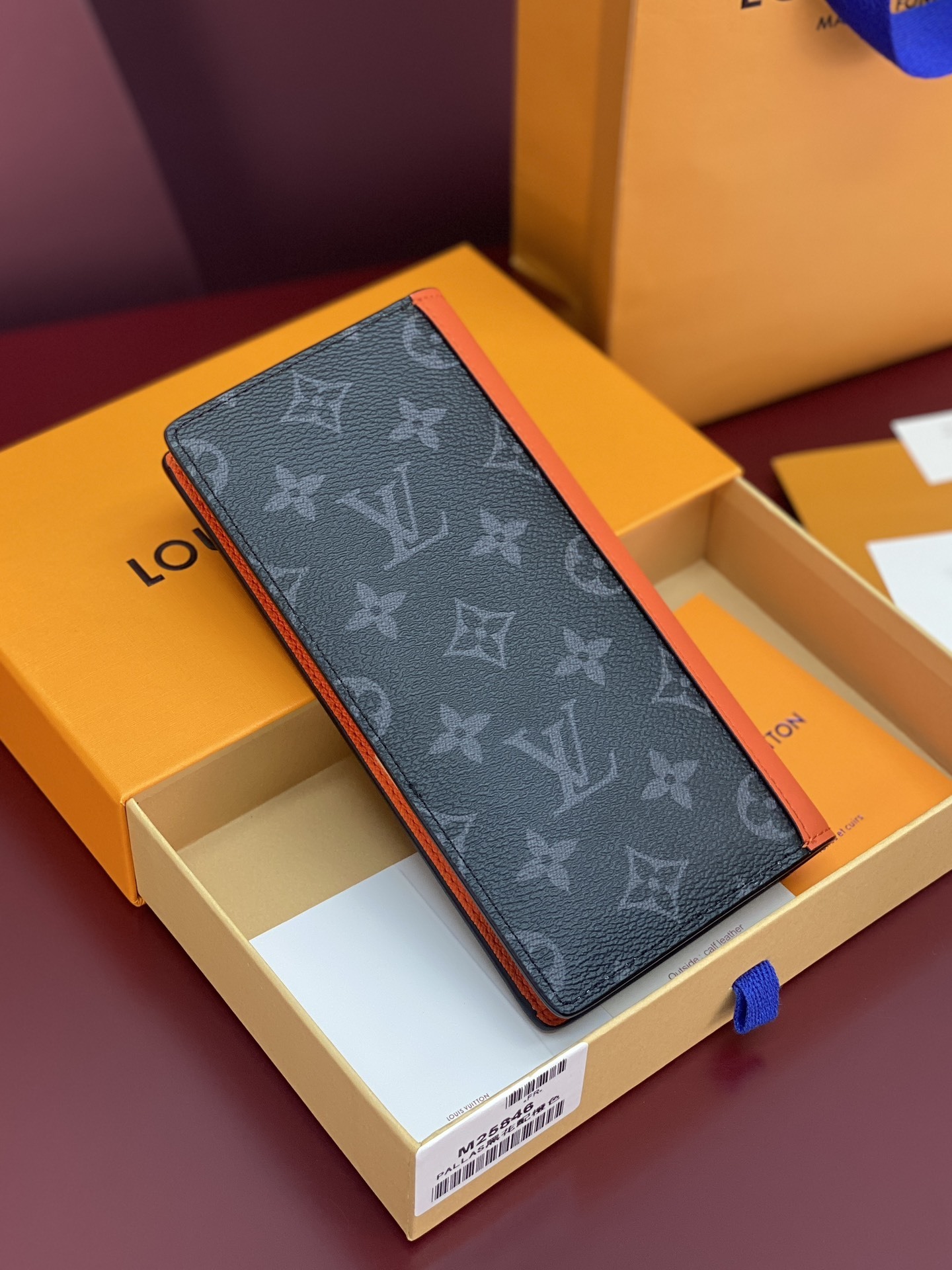 LV Wallet P1 I40