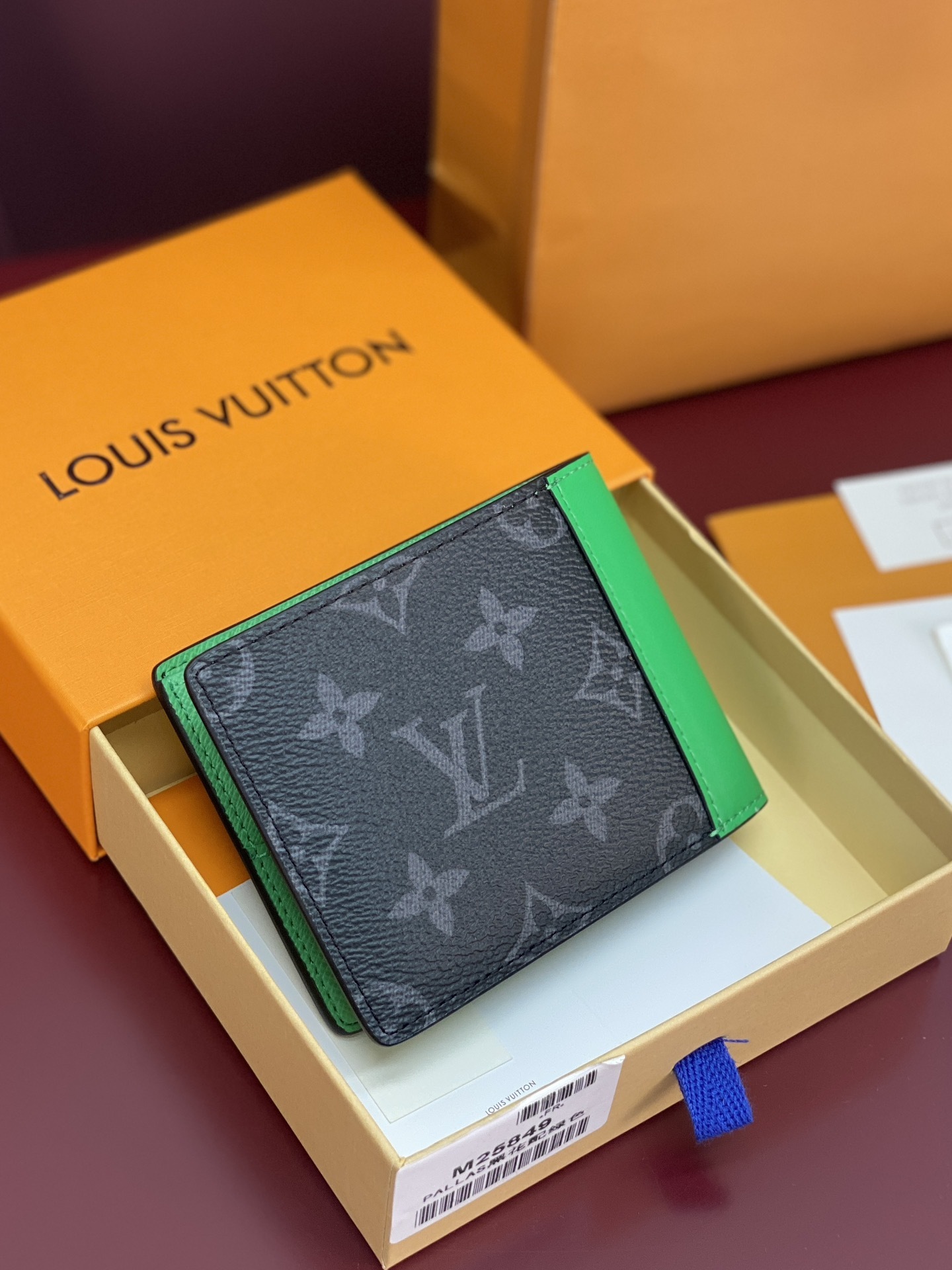 LV Wallet P1 I47