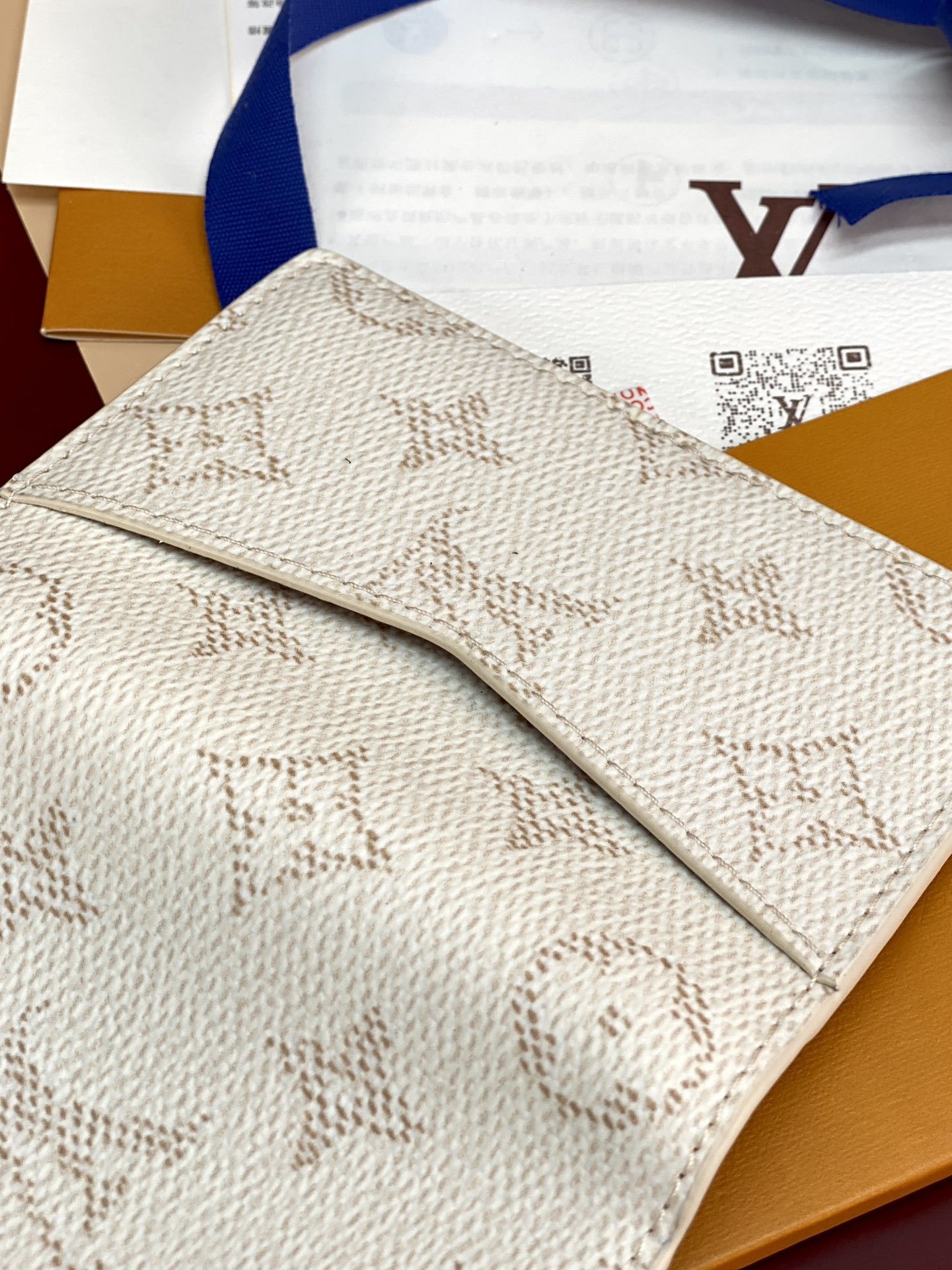 LV Wallet P1 I59
