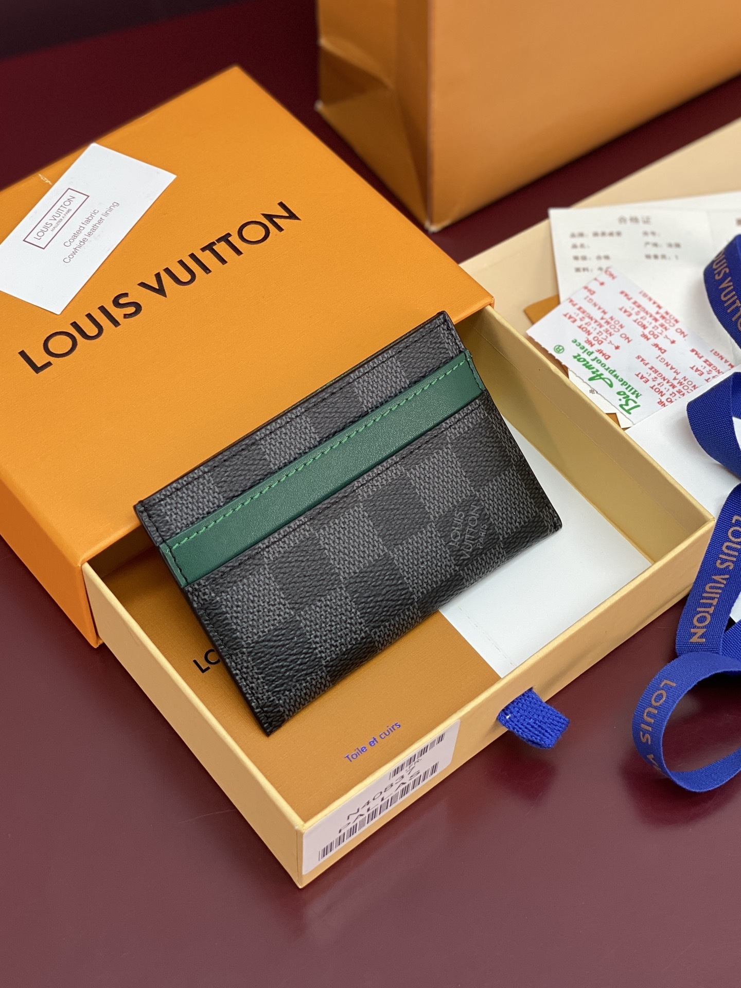 LV Wallet P1 I6