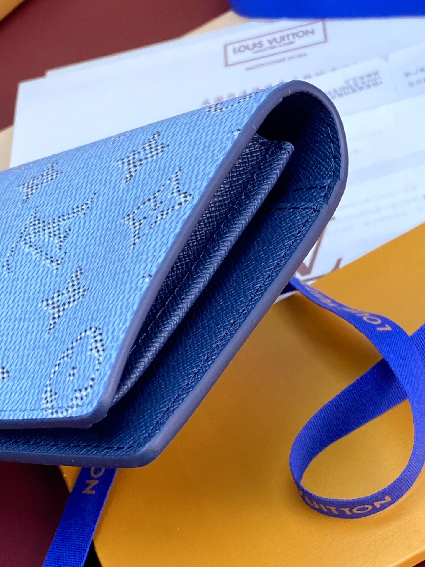 LV Wallet P1 I80