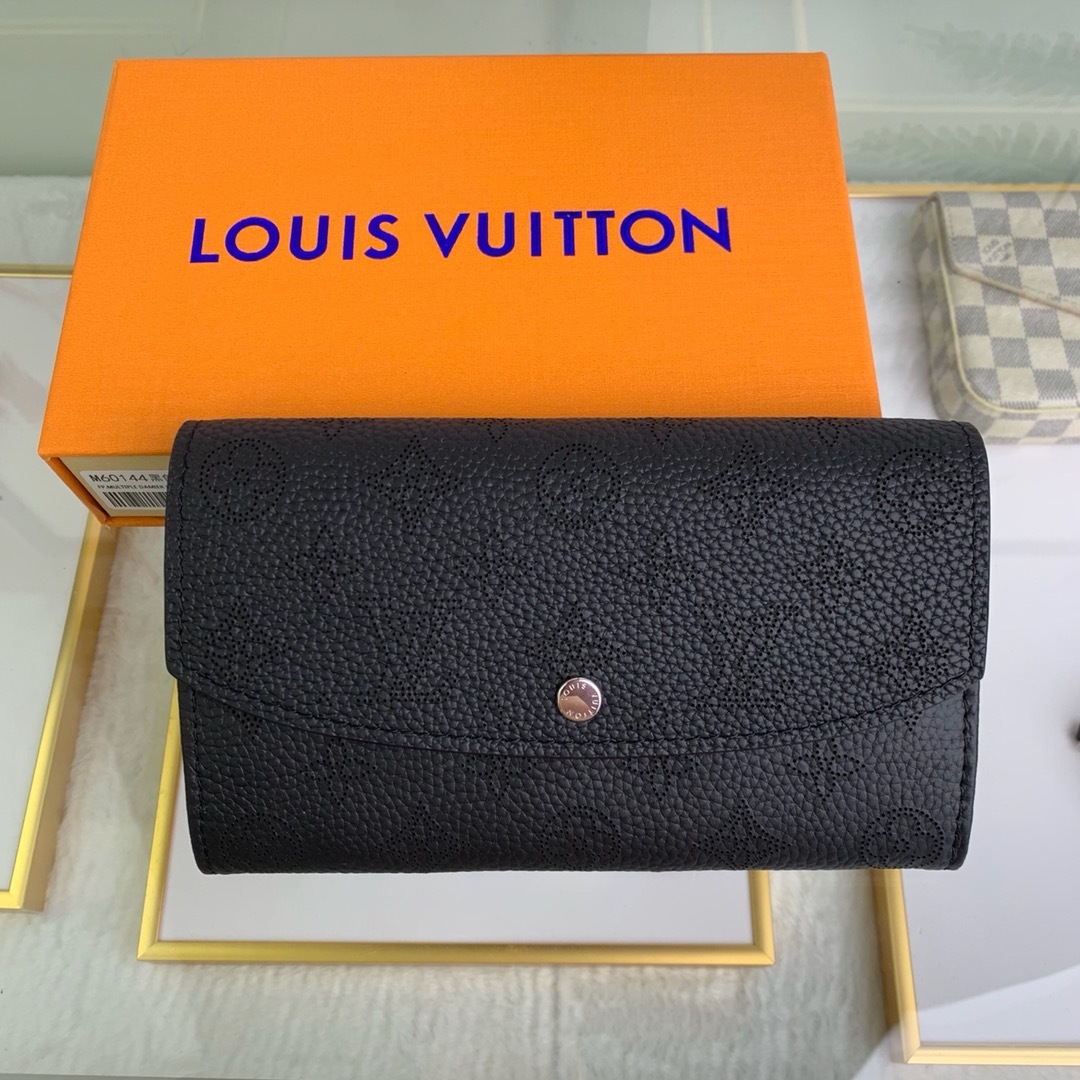 LV Wallet P2 I86