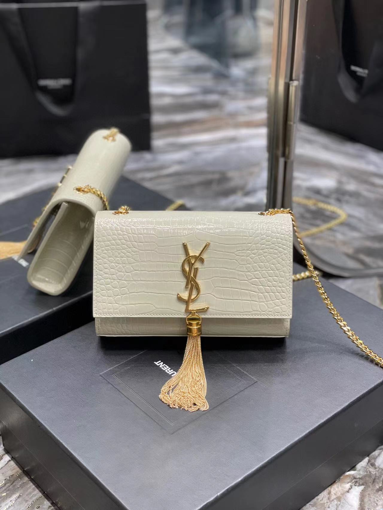 YSLKate P1 I4