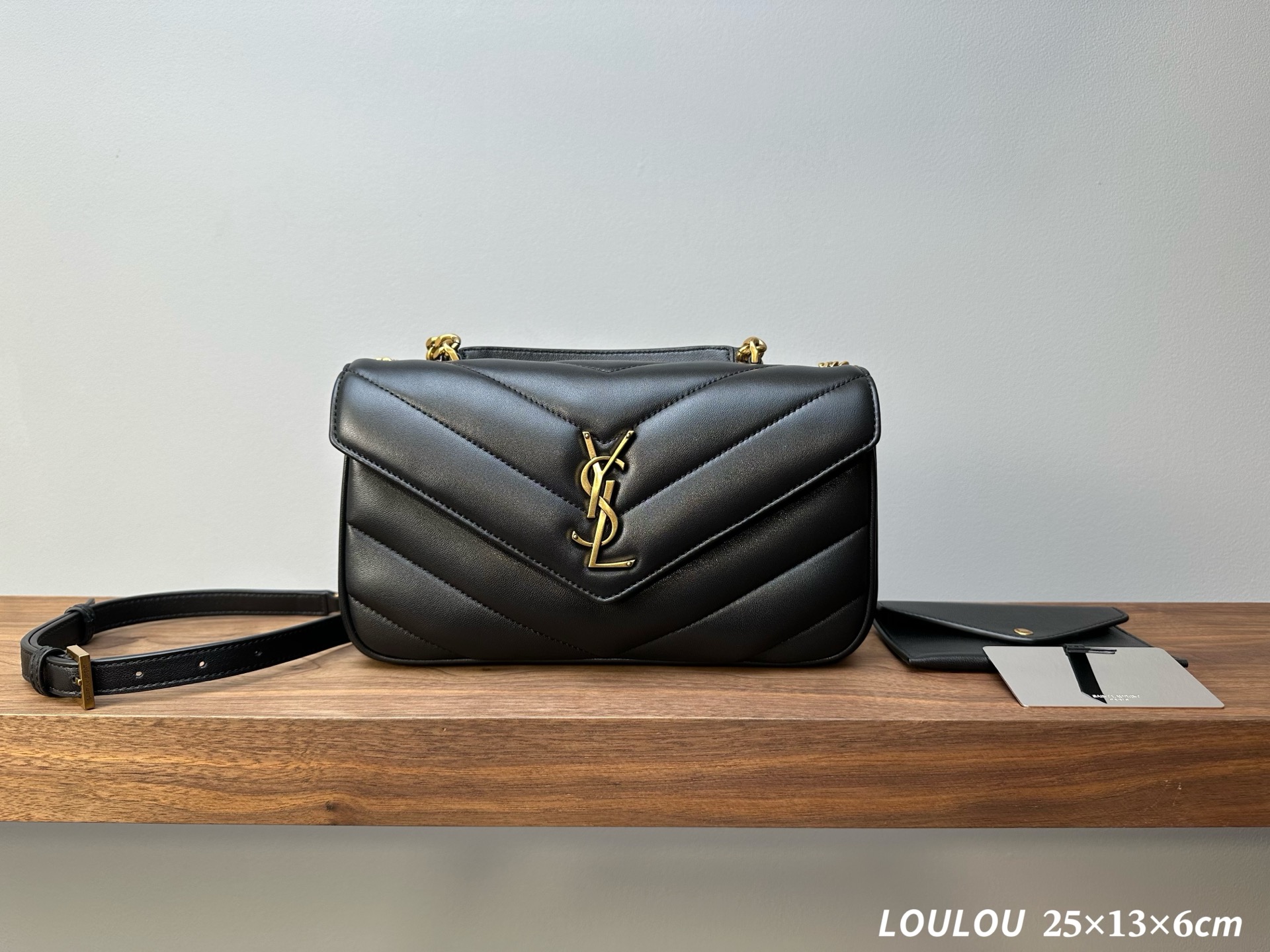 YSLLoulou P1 I1